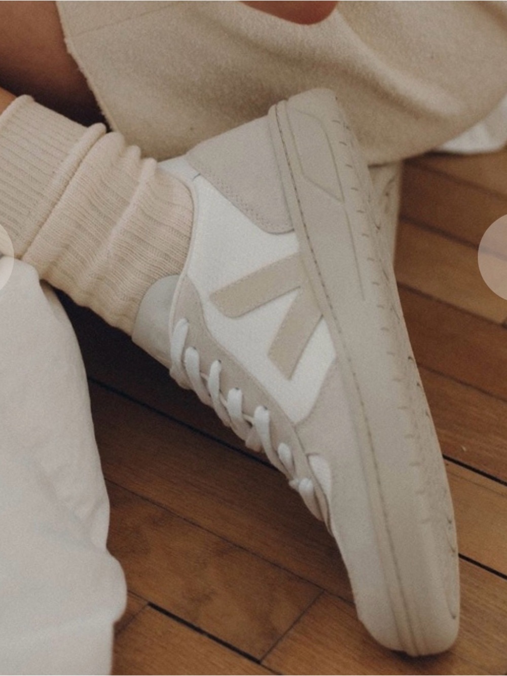 Veja Women's Sneakers in White and beige